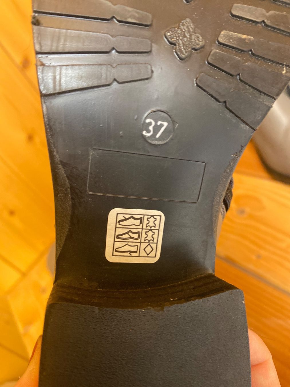 Scarpe da donna: Stiefel Leder, NEU, Größen 37,40 -S9 – Nuovo (secondo la descrizione) da Recherswil venduto da paulchen09 3