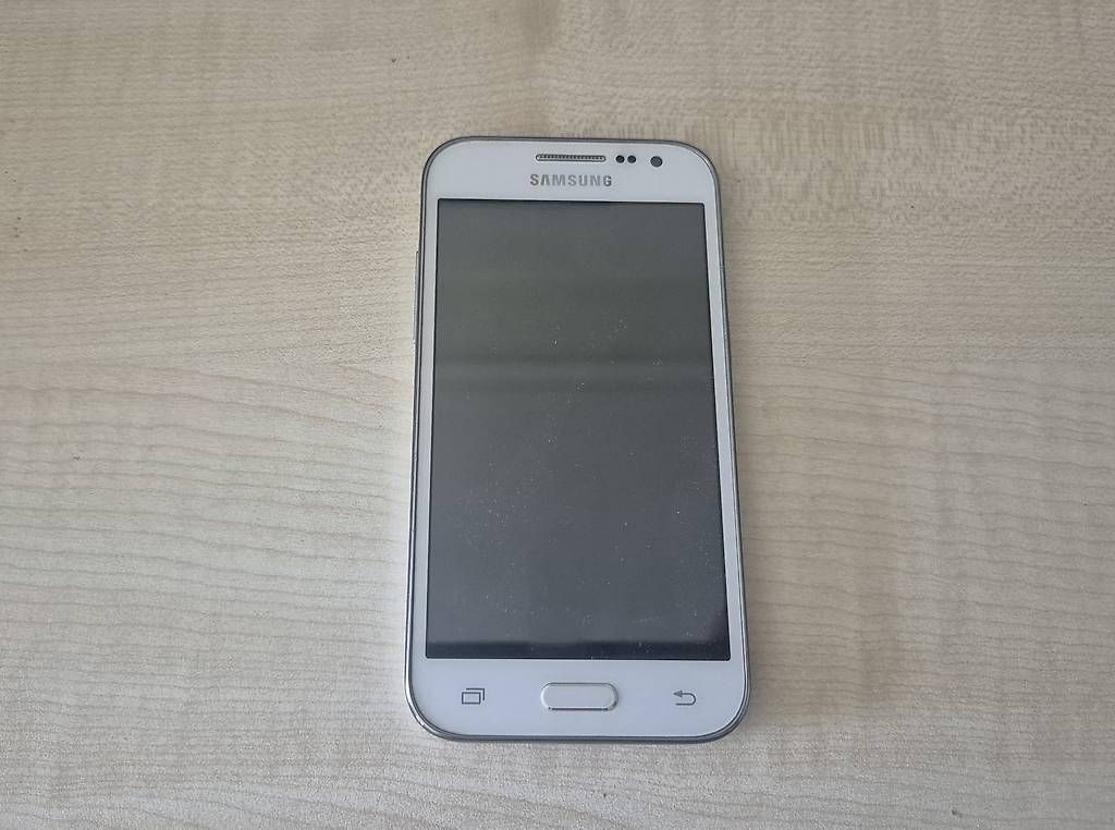 Samsung Handys / Smartphones: Samsung Galaxy Core Prime G360G 5MP 4G LTE WLAN Android – Gebraucht aus Basel von alaubi 2