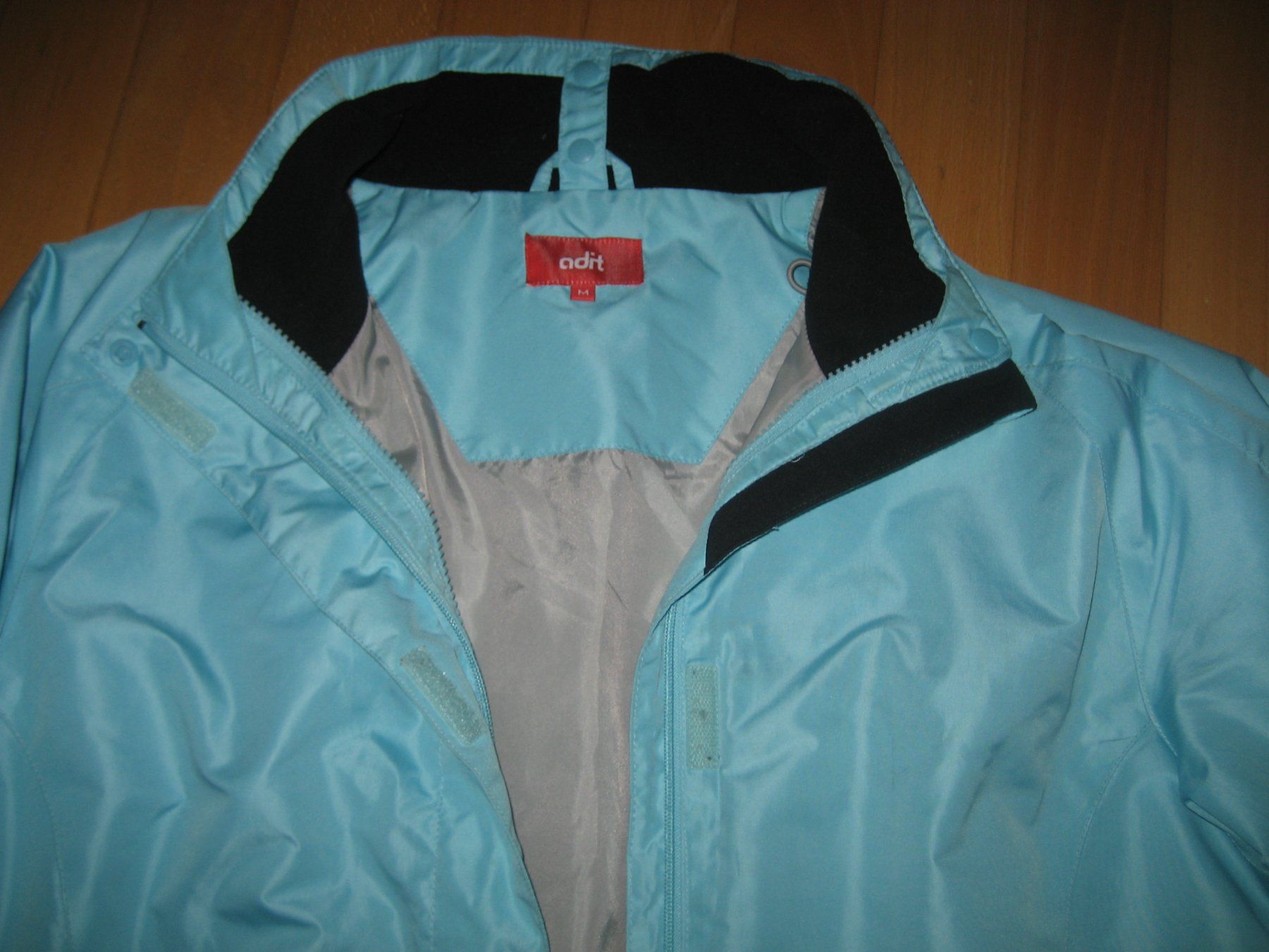 Giacche: Schöne Regenjacke, col. türkis – Usato da Unterengstringen venduto da Olifant4 1