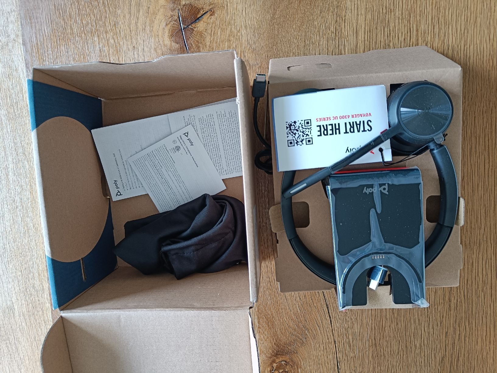 Cuffie: Headset Voyager 4320 UC – Nuovo (secondo la descrizione) da Emmenbrücke venduto da MichaelWidmer01 1