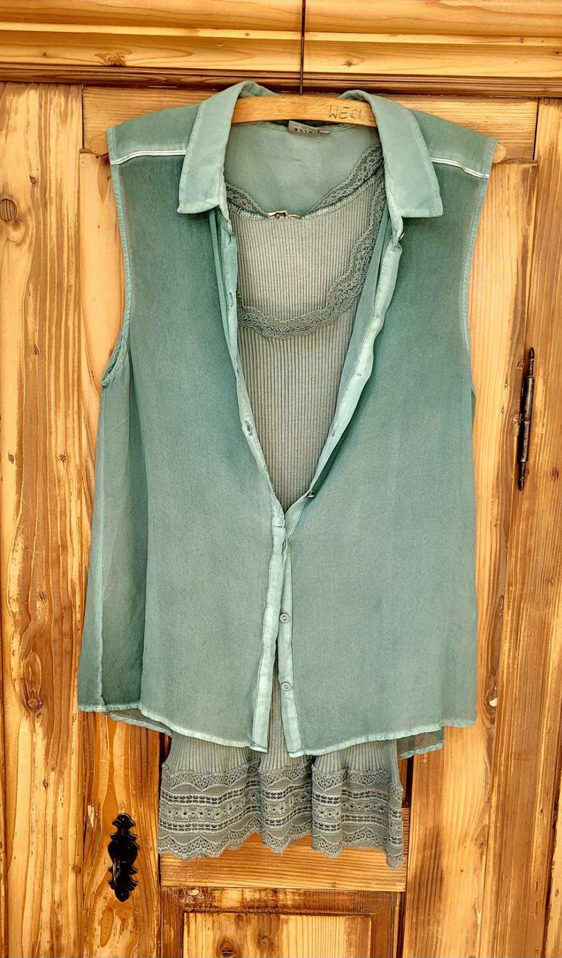 Nile Camicette: Nile edle Bluse & Spitzen-Top, Seide, Grösse S NEU – Nuovo e nell'imballaggio originale da Rüti ZH venduto da Kathleen 1