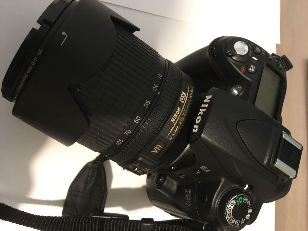 Nikon D90 DSLR Komplett-Set Body 2 mal Objektive und Blitz! | Kaufen ...