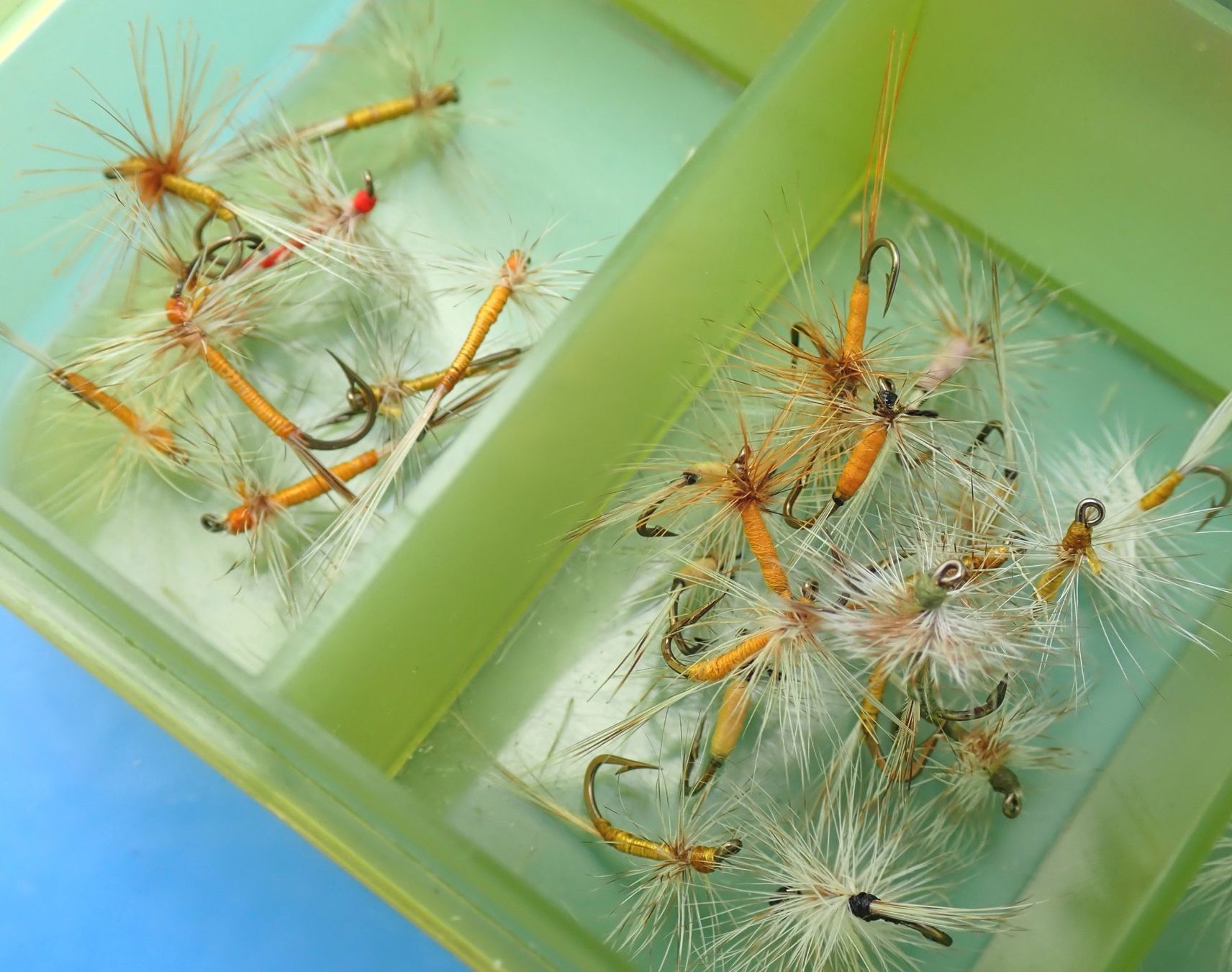 Köder: Fliegen, Fliegenfischen 100 Stück - Total Fr. 40.- – Neu (gemäss Beschreibung) aus Nassenwil von Fwalti01 5