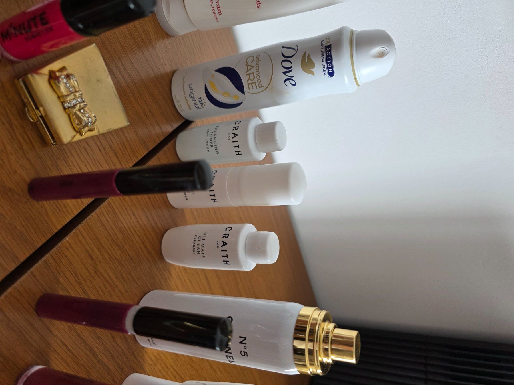 Sisley Make-up: Kosmetik-Lot verschiedener Marken – Usato da Au ZH venduto da Aufischer 5