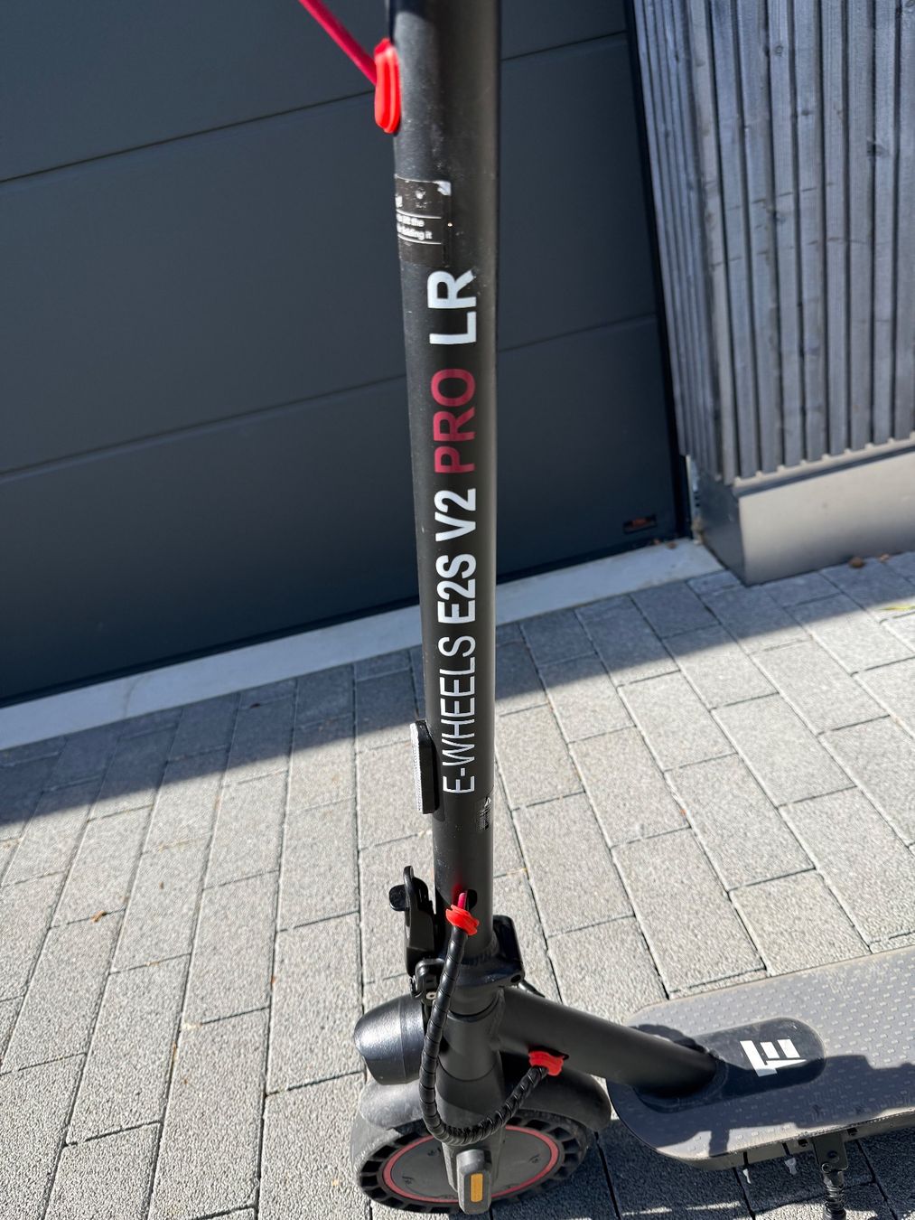 Scooter: E-Scooter E2S V2 Pro Long Range ab CHF 1.-- !!! – Usato da Bachenbülach venduto da ricricric 5