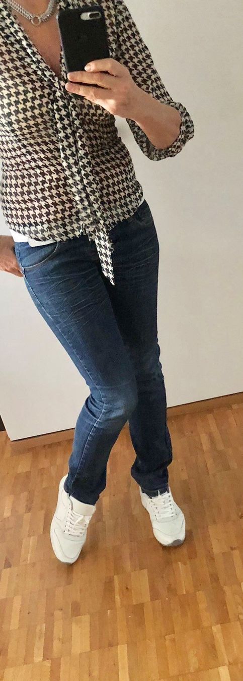 Camicette: Hübsche bluse Ladenpreis CHF 49 – Nuovo (secondo la descrizione) da Adliswil venduto da Jessik0