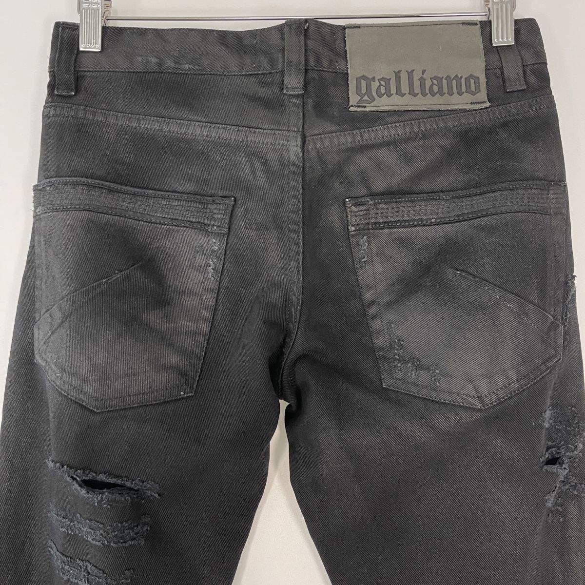 John Galliano Jeans: JOHN GALLIANO Black Jeans – Nuovo (secondo la descrizione) da Freienbach venduto da Avviivva_Shop 3