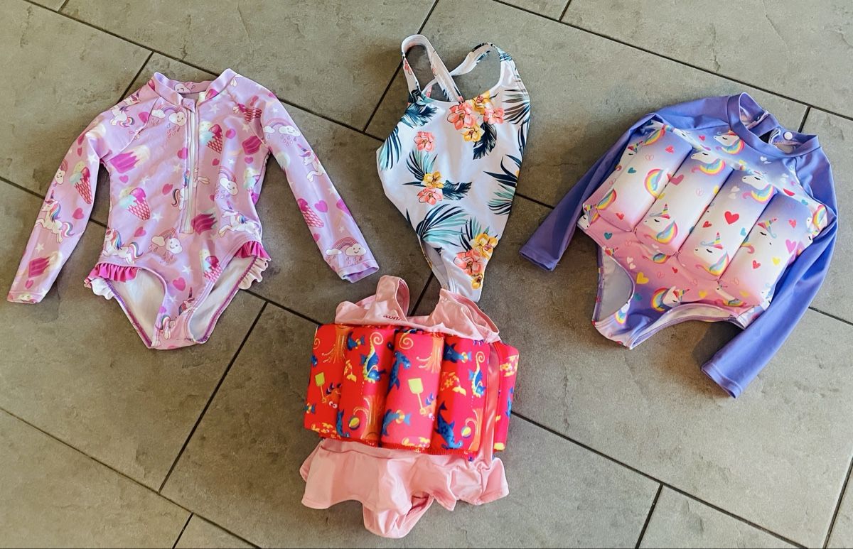 Costumi da bagno & Bikini: Badekleider Mädchen 92/98  – Usato da Dagmersellen venduto da tsc_7ls9