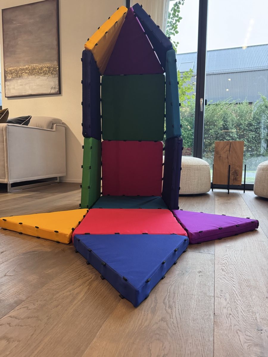 Tapis de jeu: Tukluk Mattenbausatz Kunterbunt – D'occasion à Bergdietikon par patrickroder 1