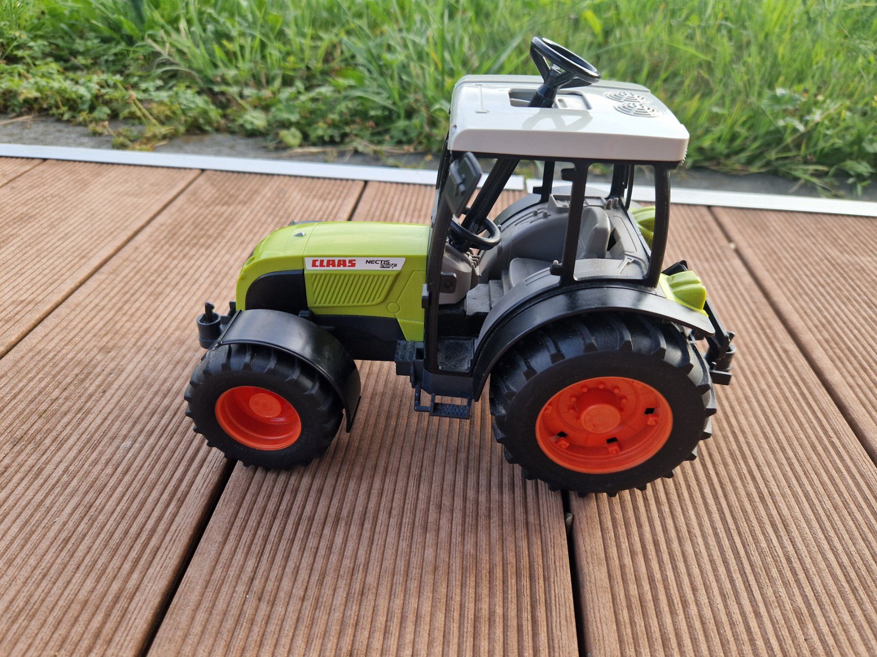 Trattori: Claas Traktor / Pferdeanhänger / Anhänger / BRUDER – Usato da Giswil venduto da movo08 1