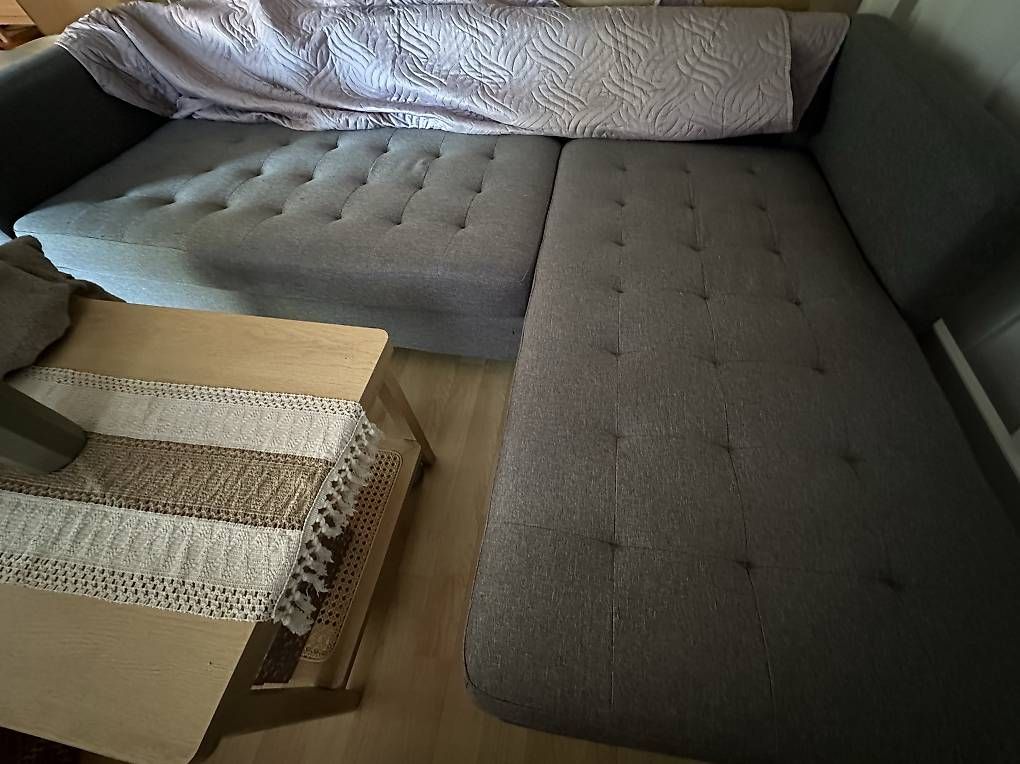 Jysk Sofas: Falslev Sofa Jysk grau – Gebraucht aus Winterthur von dolcevita___
