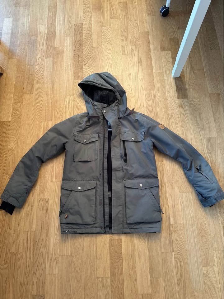 Quiksilver Jacken: Quiksilver Ski Snowboard Winter Jacket – Gebraucht aus Zürich von mc_172