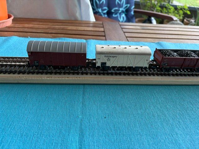 Märklin Modellini di ferrovie: Märklin DB Güterzug 5.-teilig – Usato da Frenkendorf venduto da HampeFrenk 5