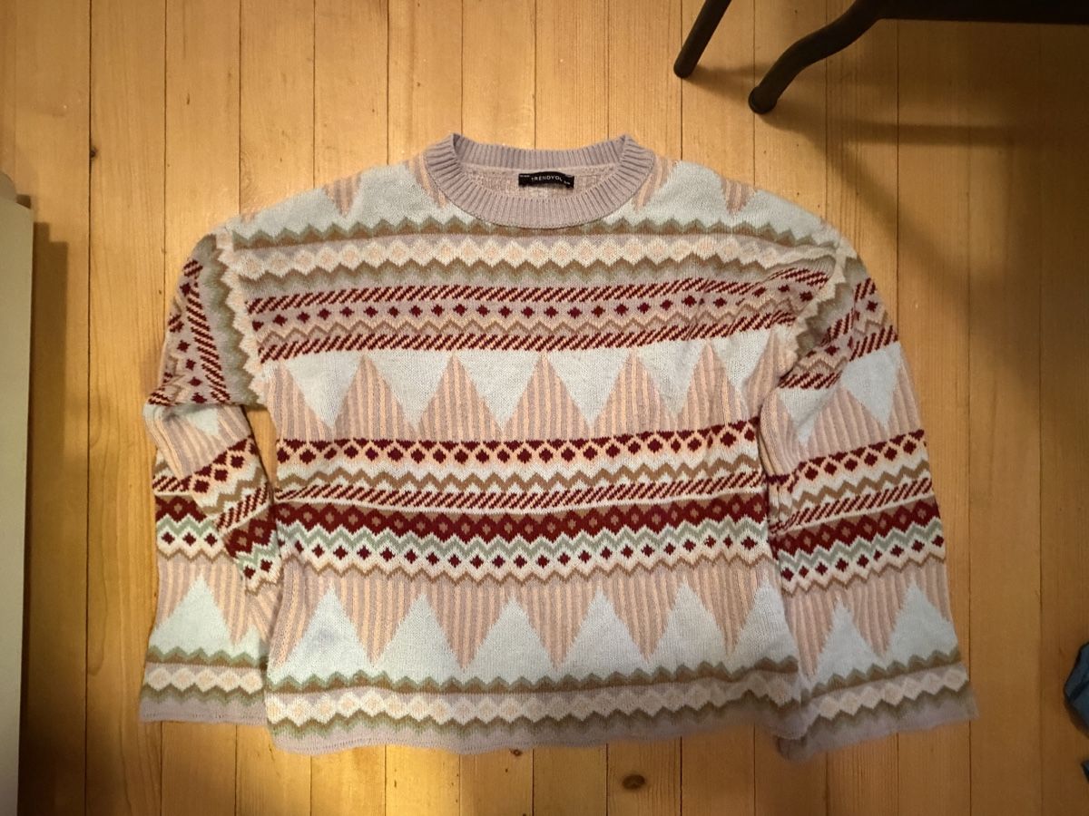 Maglioni & Felpe: Warmer Winter Pullover mit Muster – Usato da Oberägeri venduto da mic_m272