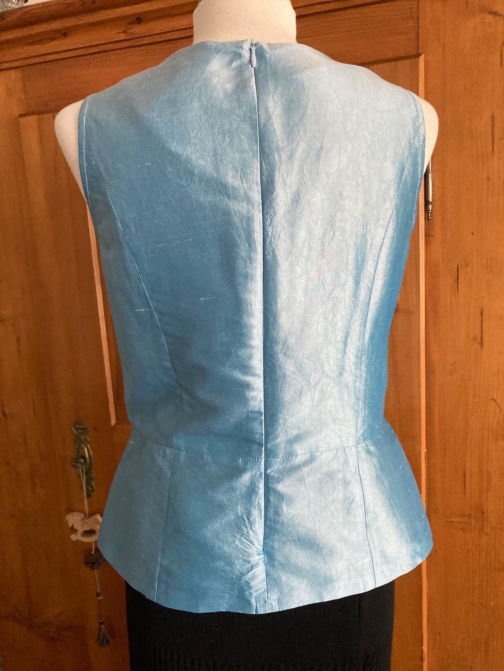 Heine Top: Heine:  elegantes 100% Seidentop, Gr. 36, Eis-blau – Usato da Stetten AG venduto da Hanya 2