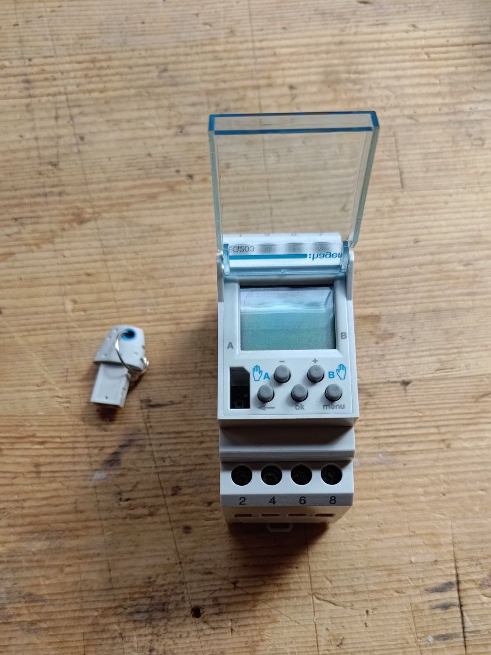 Hager Elektronikbauteile: Zeitschaltuhr hager SG303 – Gebraucht aus Gerzensee von cobo02 1