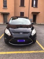 Ford grand C-Max nera anno 2014 140.000km ottimo stato