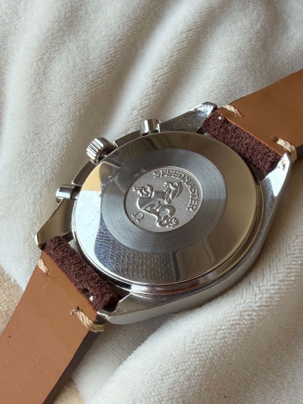 Omega Montres: Omega Speedmaster Reduced Automatic – D'occasion à Biel par sml_2vfx 3