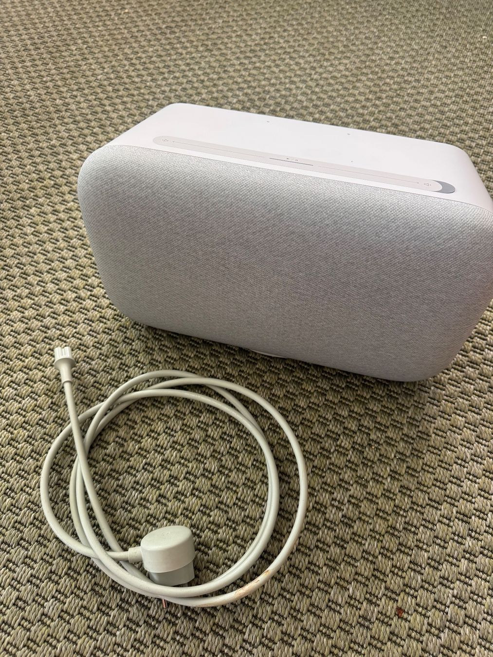 Google Lautsprecher: Google Home Lautsprecher grau, funktioniert – Gebraucht aus Aarau von Gulianora 6