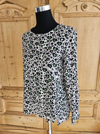 schöne Bluse, Seide, Seidenbluse, Herzensangelegenheit