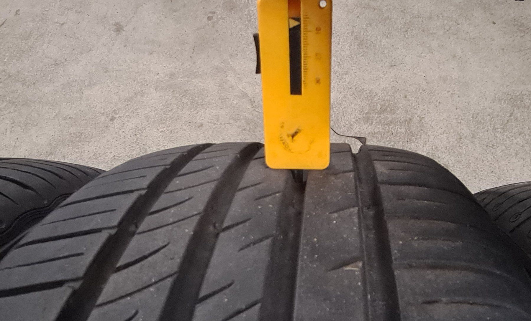 Pneumatici & Ruote complete: Vier Sommerreifen 225/50R17 – Usato da Uetendorf venduto da ATA-Deals 2