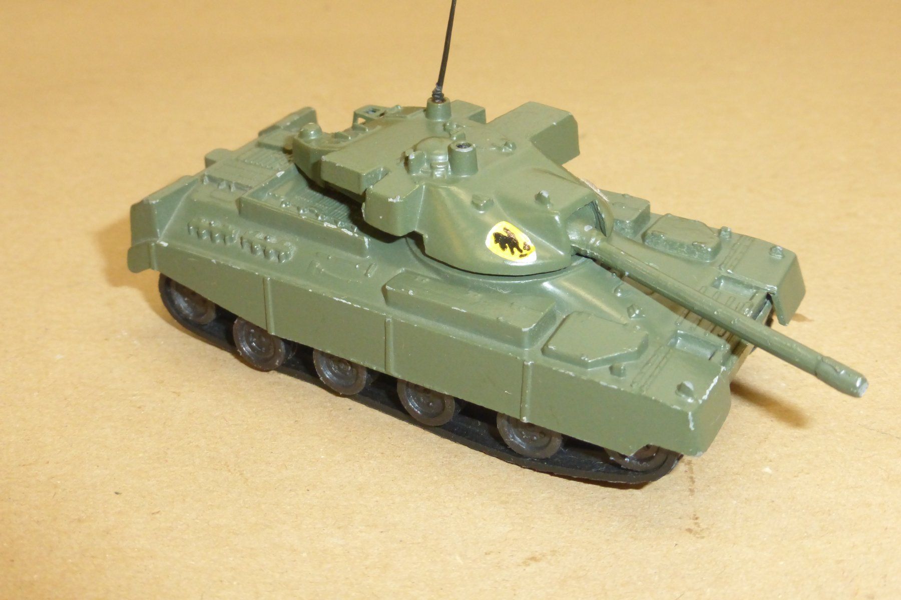 Modellbausätze & Standmodelle: Chieftain grün – Gebraucht aus Gempen von Smokie72
