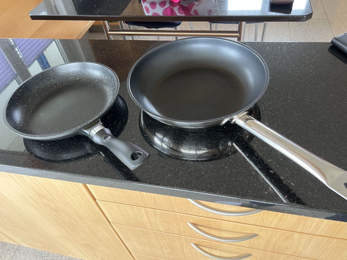 Pfannen: Pfannen zwei Stück Induktion 🍳 – Gebraucht aus Schongau von Retro_Shop