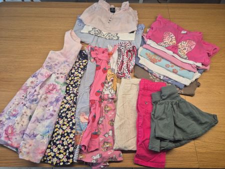 Kleiderpaket 1, Sommer, Mädchen, 19 Teile, Grösse 116