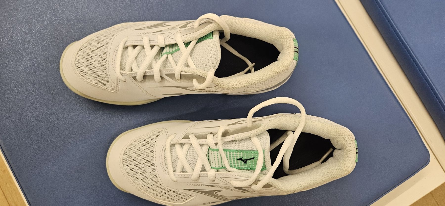 Mizuno Schuhe für Jungen: Hallenschuh Mizuno stealth Star 3 Junior – Gebraucht aus Kriens von freeman777 1