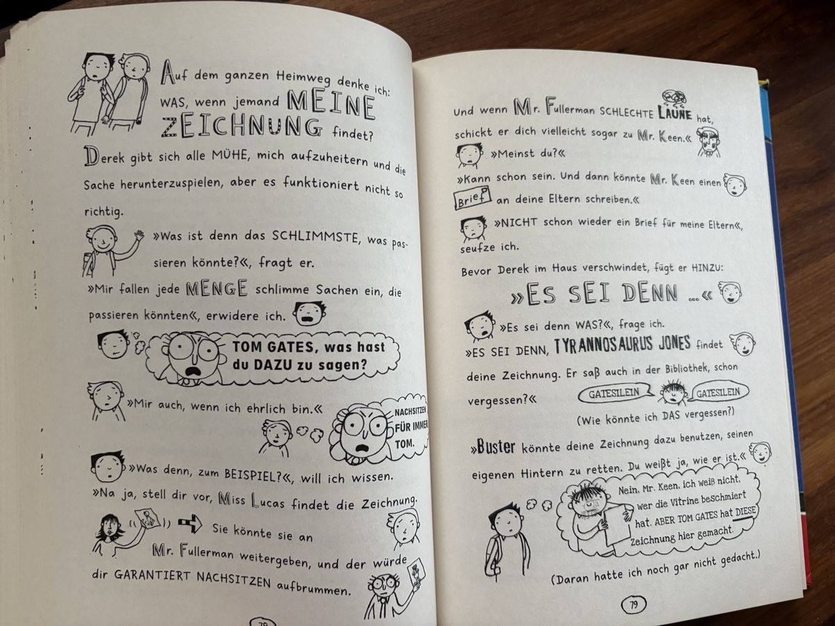 Libri: Tom Gates - Läuft! Wohin eigentlich? Comic-Roman – Usato da Beromünster venduto da msklef 2