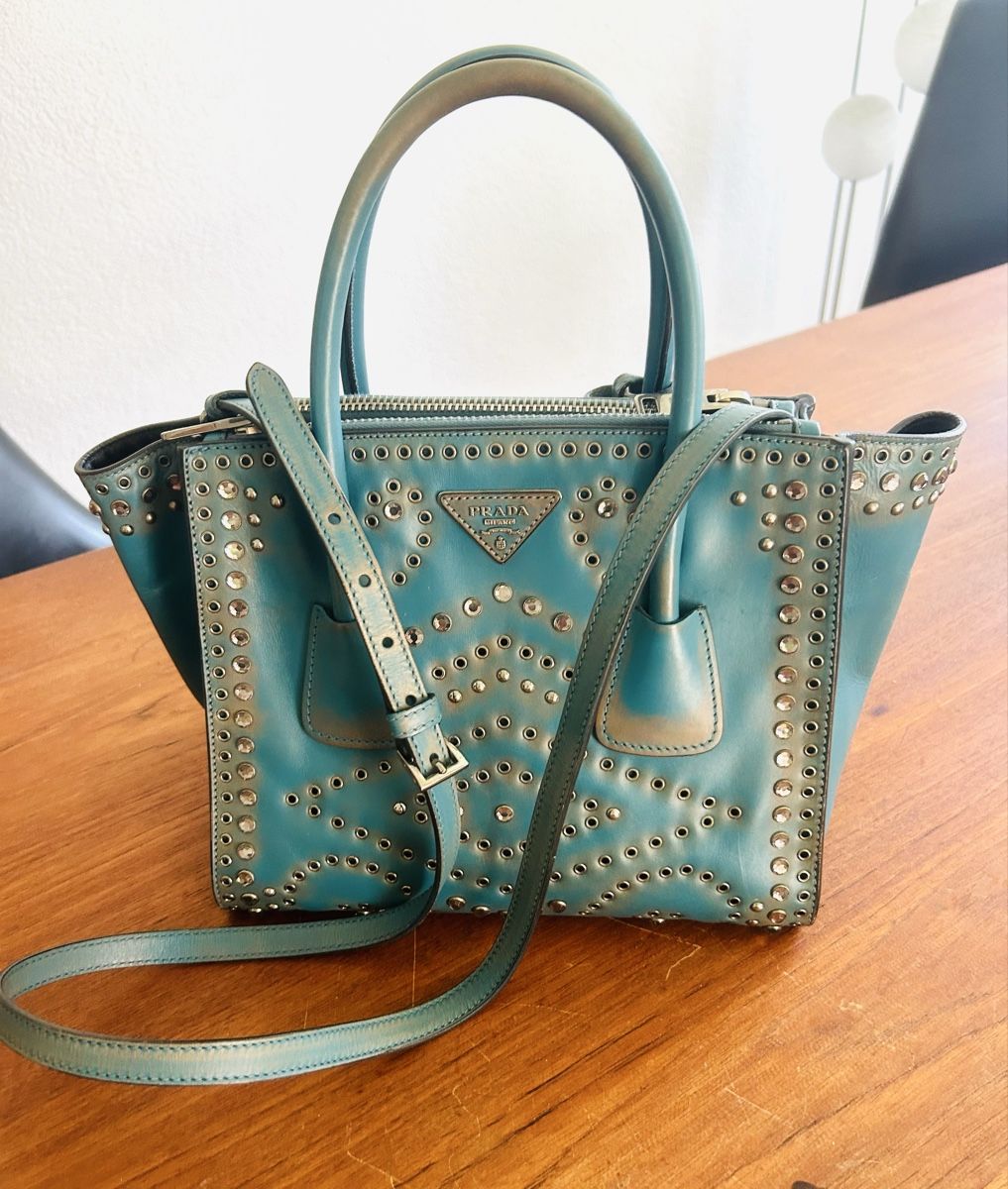 Prada Borse da donna: Prada Vitello Leder blau VP 3200 chf – Usato da Zürich venduto da Margrete