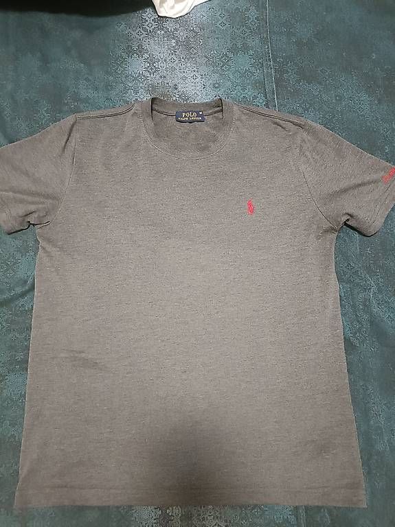 Pullover & Sweatshirts: MAGLIETTE  – Gebraucht aus Agarone von Dejan. 4