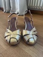 New golden stiletto from Anonymous Copenhagen size 38
