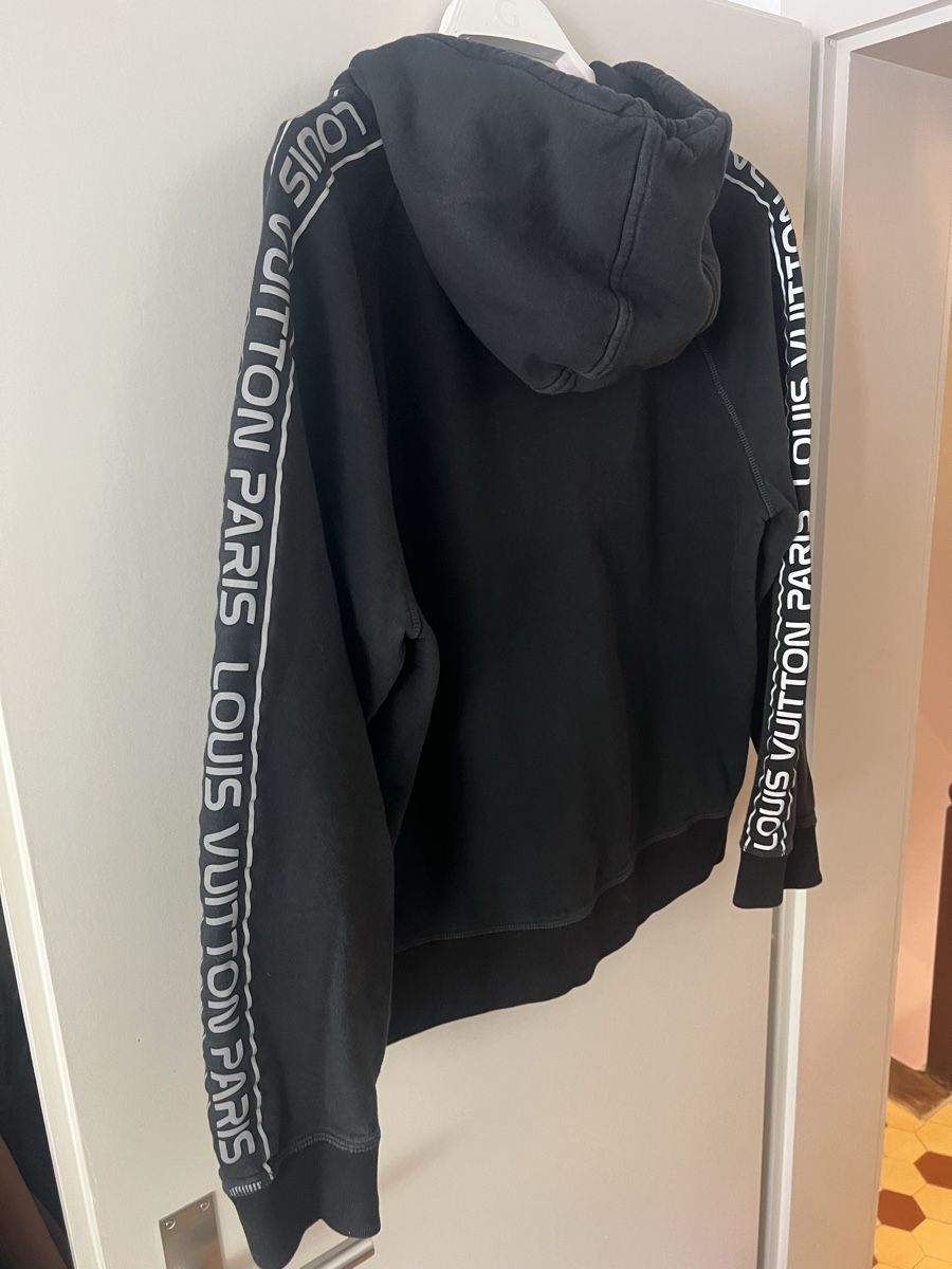 Maglioni & Felpe: Louis Vuitton Hoodie XL – Usato da Aarburg venduto da Annemarie16 2