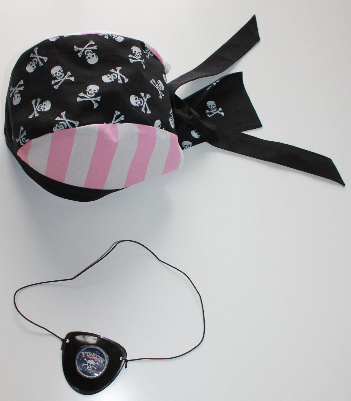 Costumi: Costume pirate / Pirat t. S – Usato da Peseux venduto da CoolShoping 6
