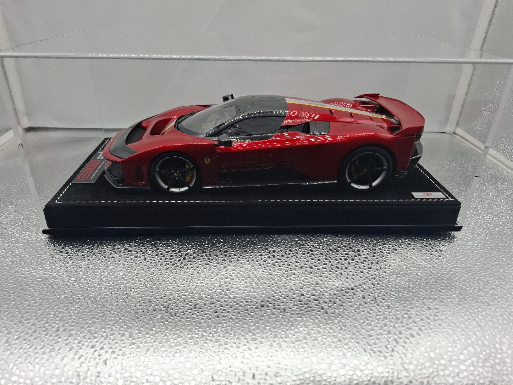 Ferrari Modellini d'auto: MR Ferrari F80 1:18 – Nuovo e nell'imballaggio originale da Gipf-Oberfrick venduto da Edii45