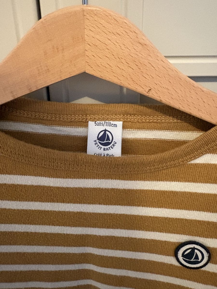 Petit Bateau Camicie, T-shirt & Polo: Marinière Petit Bateau 5ans 100% coton  – Usato da Genève venduto da cec_6qrf 1