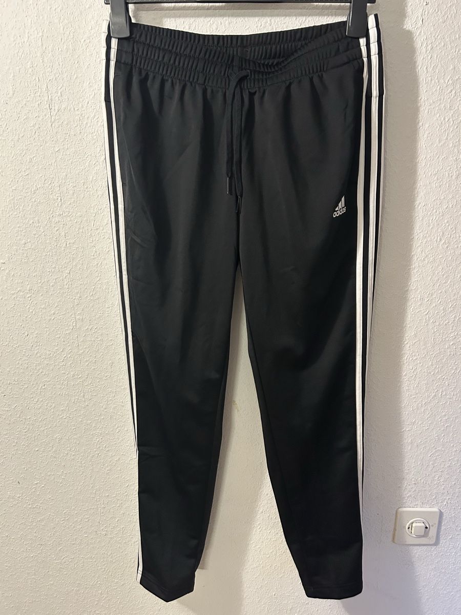 Adidas Completi: Adidas Trainingsanzug neu mit Etikett – Nuovo e nell'imballaggio originale da Sax venduto da Mueller9412 2