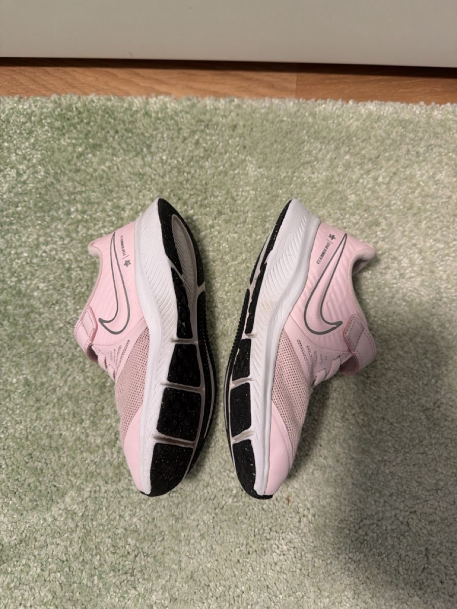 Nike Scarpe per ragazze: Nike Star Runner 3 Mädchen Turnschuhe rosa Grösse 35 – Usato da Volketswil venduto da eris2015 2