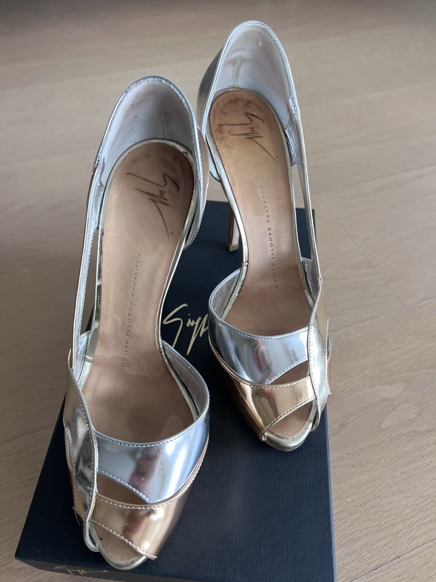Zanotti Scarpe da donna: Giuseppe Zanotti Metallic Heels Size 37 – Usato da Pully venduto da opa_k78q 1