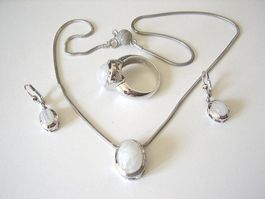Ring Anhänger Kette und Ohrensteck Silber 925 rhodiniert