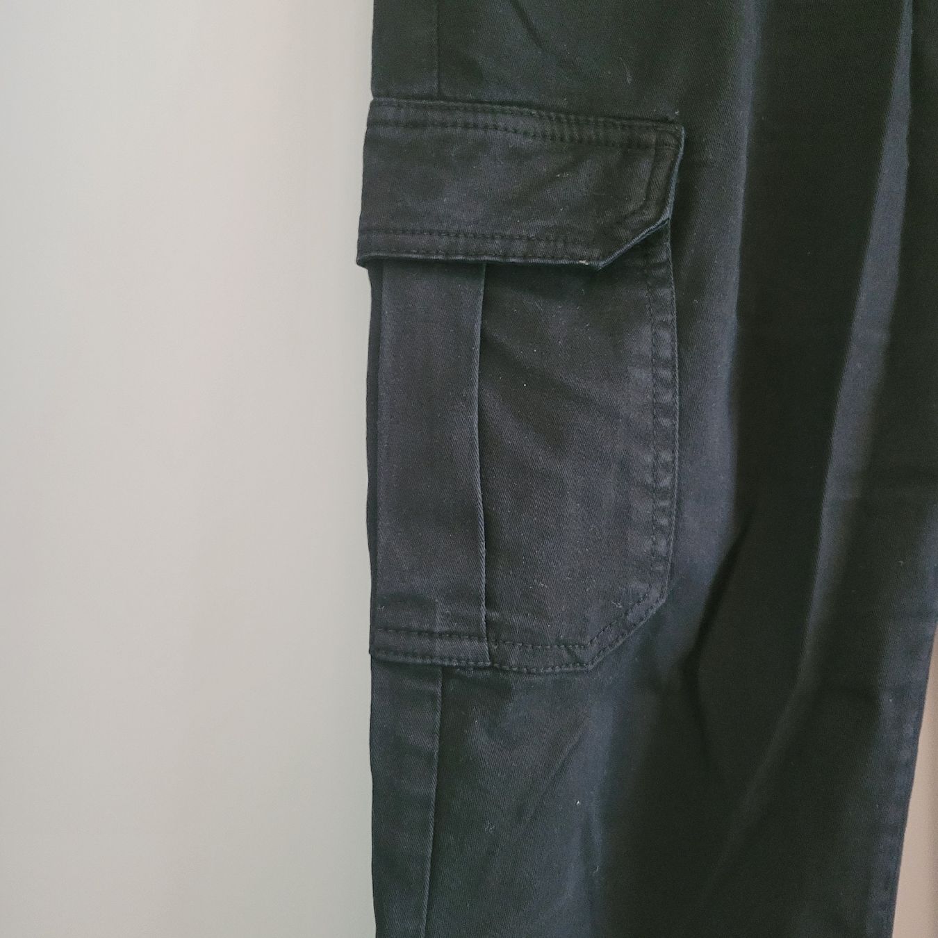 Urban Outfitters Pantaloni: Urban Classics Cargohose Damen – Usato da Schmerikon venduto da 7855 2