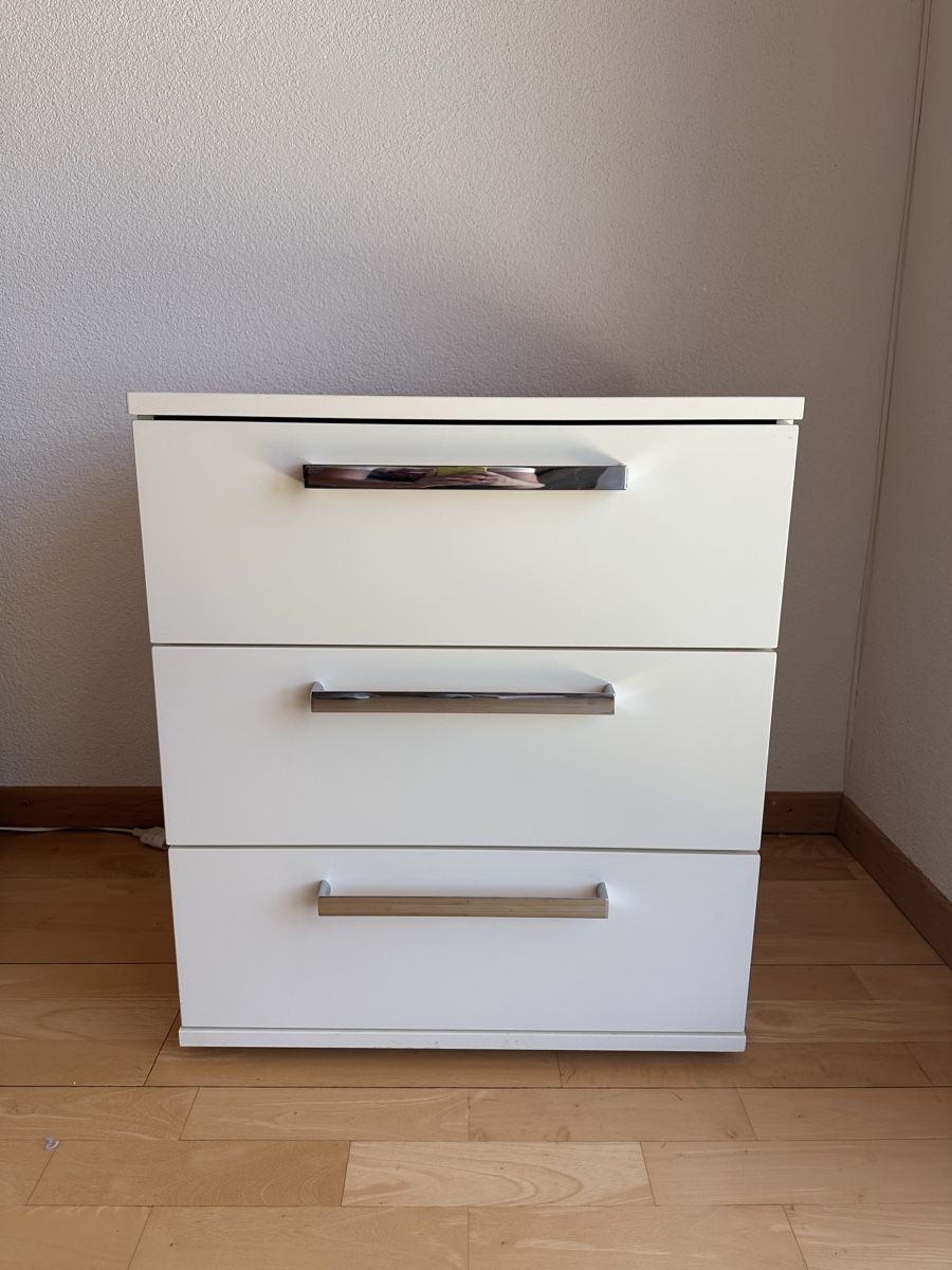 Comodini: Nachttisch creme – Usato da Uetikon am See venduto da manoka1