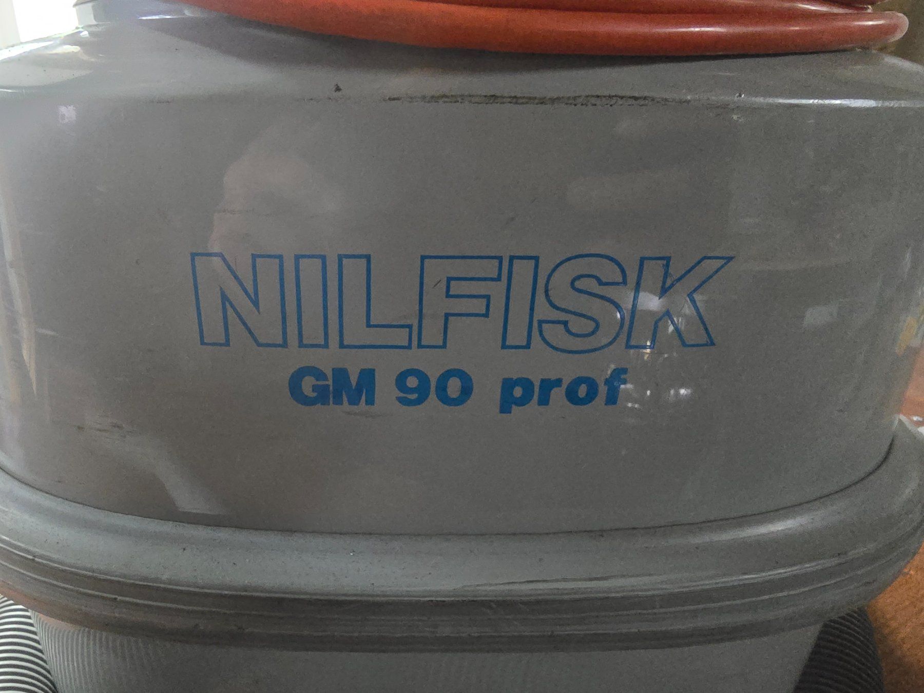 Nilfisk Aspirapolveri & Accessori: gebrauchter Nilfisk GM90 Prof 1100W Staubsauger ab 1.- – Usato da KRINAU venduto da Mio_Liqstyle 3