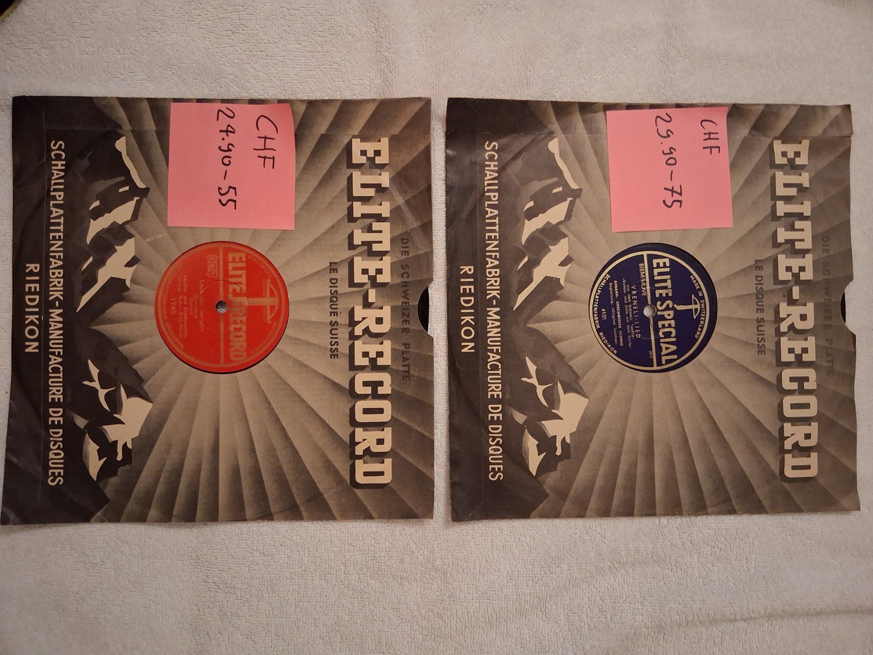 Dischi in vinile: 2 Elite Record Schallplatten Riedikon gebraucht – Usato da Zürich venduto da Dario5