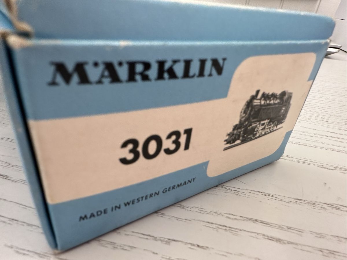 Märklin Modellini di ferrovie: Märklin 3031 DB BR 81 TELEX – Usato da Lupsingen venduto da New-Haven 9