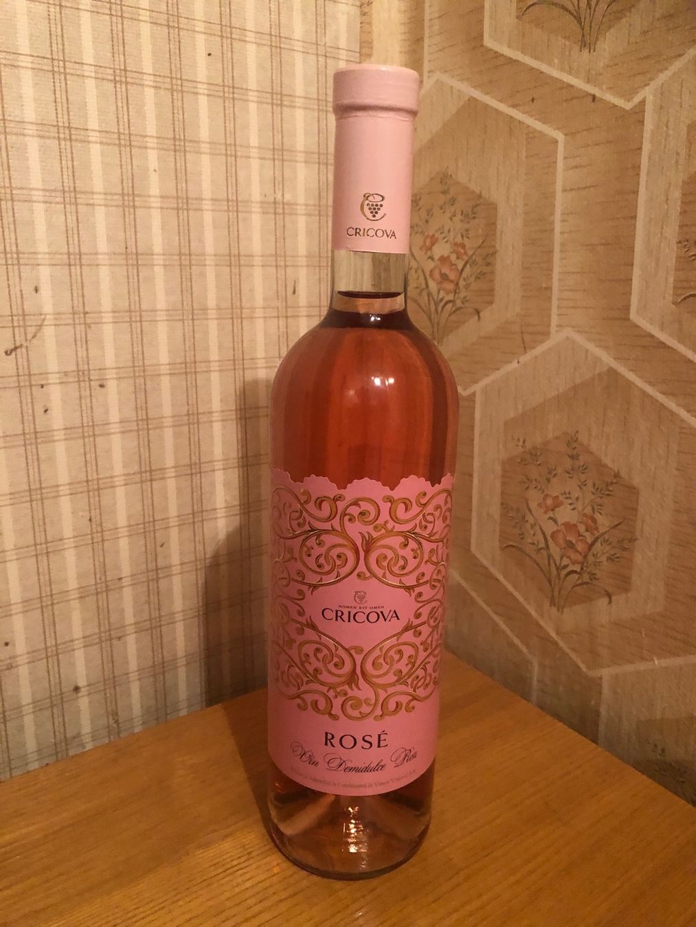 Vino: CRICOVA  halb süsser Rosé, Moldawien – Nuovo e nell'imballaggio originale da Wald ZH venduto da mlnt 5