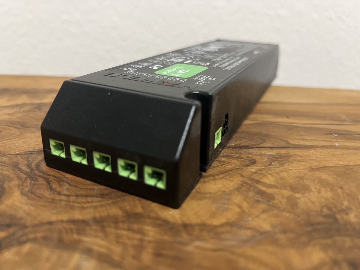Alimentation électrique: Alimentation Loox 24V Système LED état d'usage – D'occasion à petit-lancy par Mak_zou 3