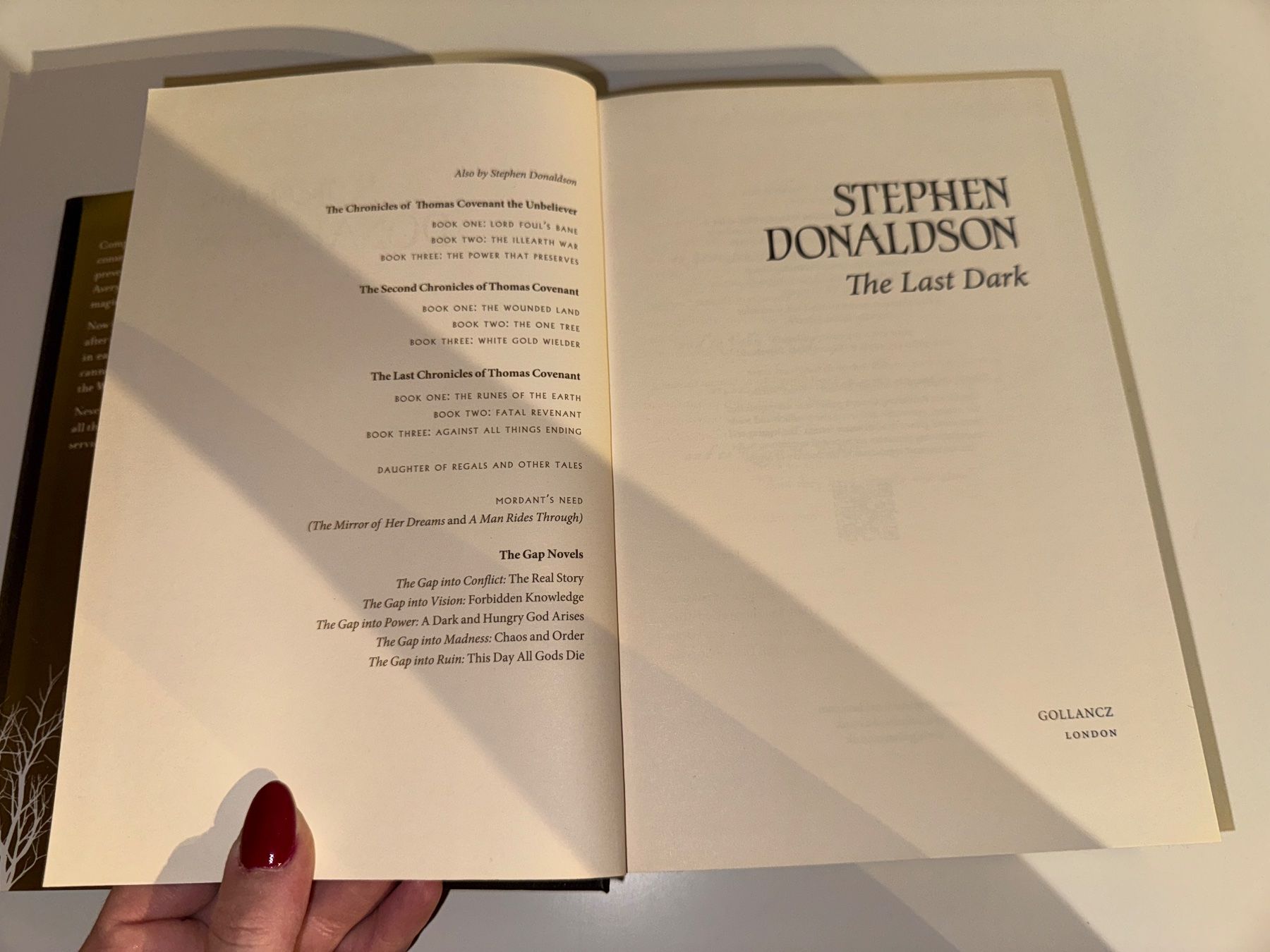 Libri: NOVEL: Stephen Donaldson, The last dark – Usato da Grosswangen venduto da English_books 2