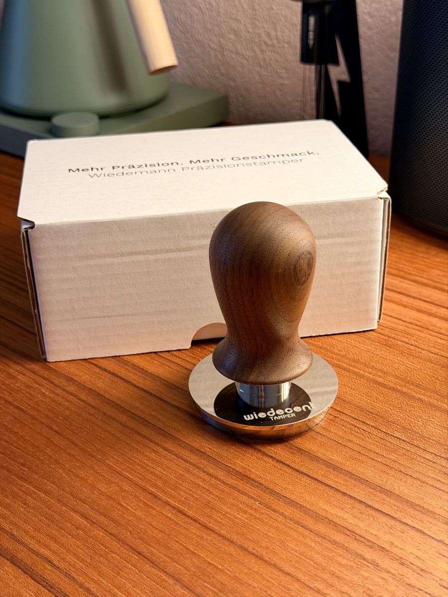 Kaffeemaschinen & Espressomaschinen: Wiedecent Tamper Wallnuss – Neu (gemäss Beschreibung) aus Goldswil von noobmithoot